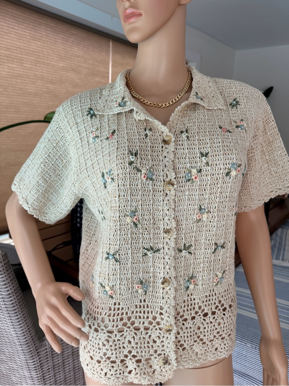 Vintage cream Crochet Button-Up Short Sleeve Top with Floral Embroidery